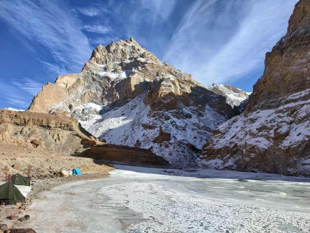 Camping in Chadar Trek Ladakh India_Eka Experiences