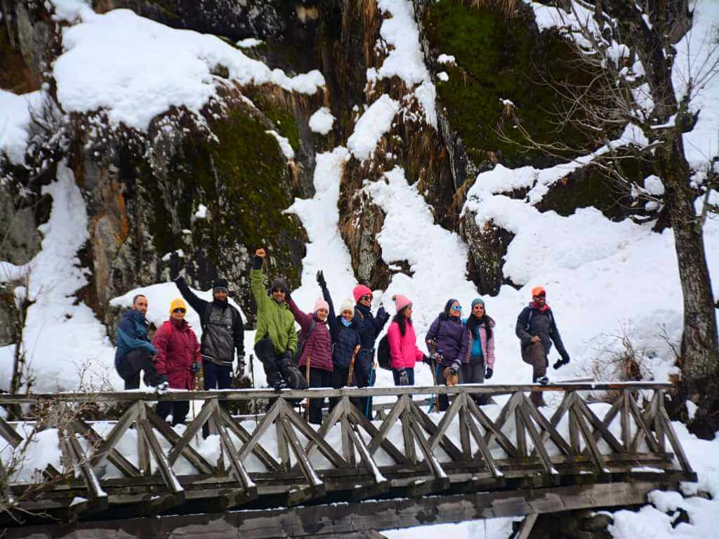 Trekkers posing on Kashmir Winter Trek